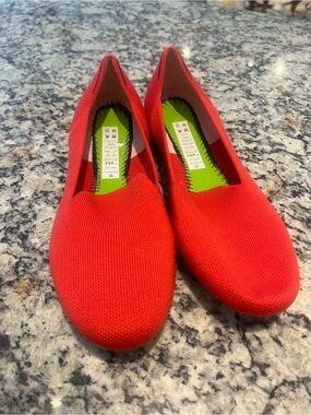 Rothy's Red Knit Slip-On Flats sz 9.5